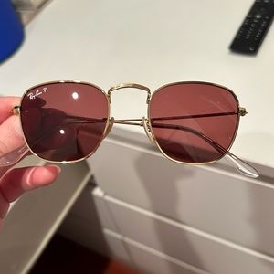 red lens gold frame polarized ray bans